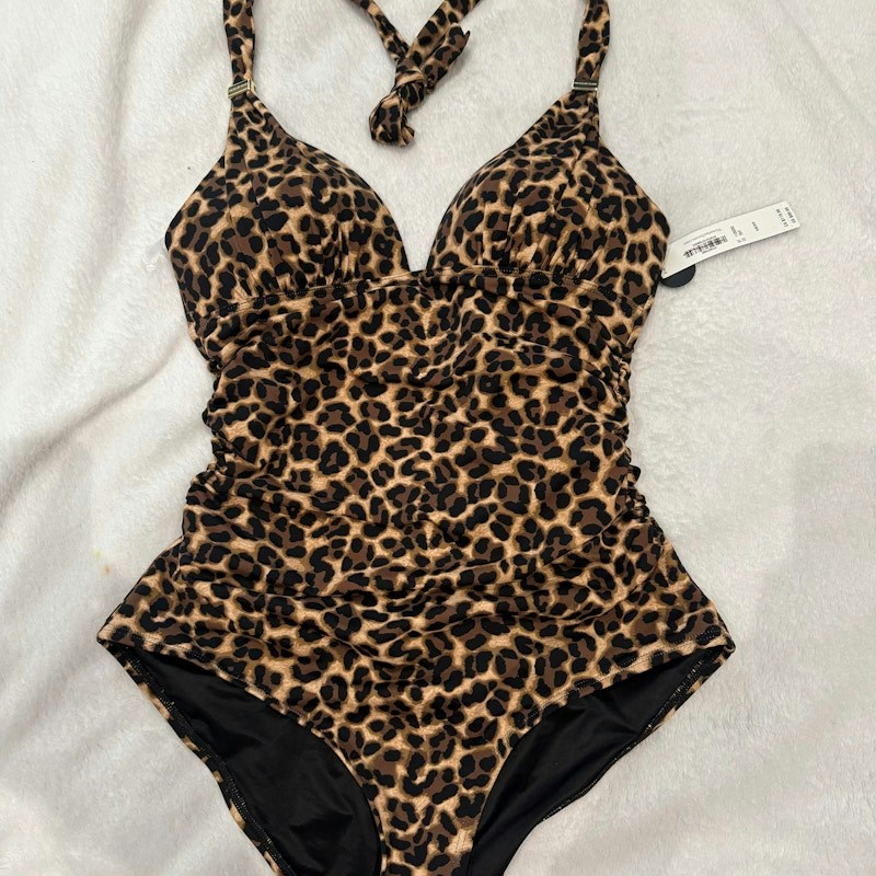 Victoria's Secret One-Piece Swimsuit Leopard Print