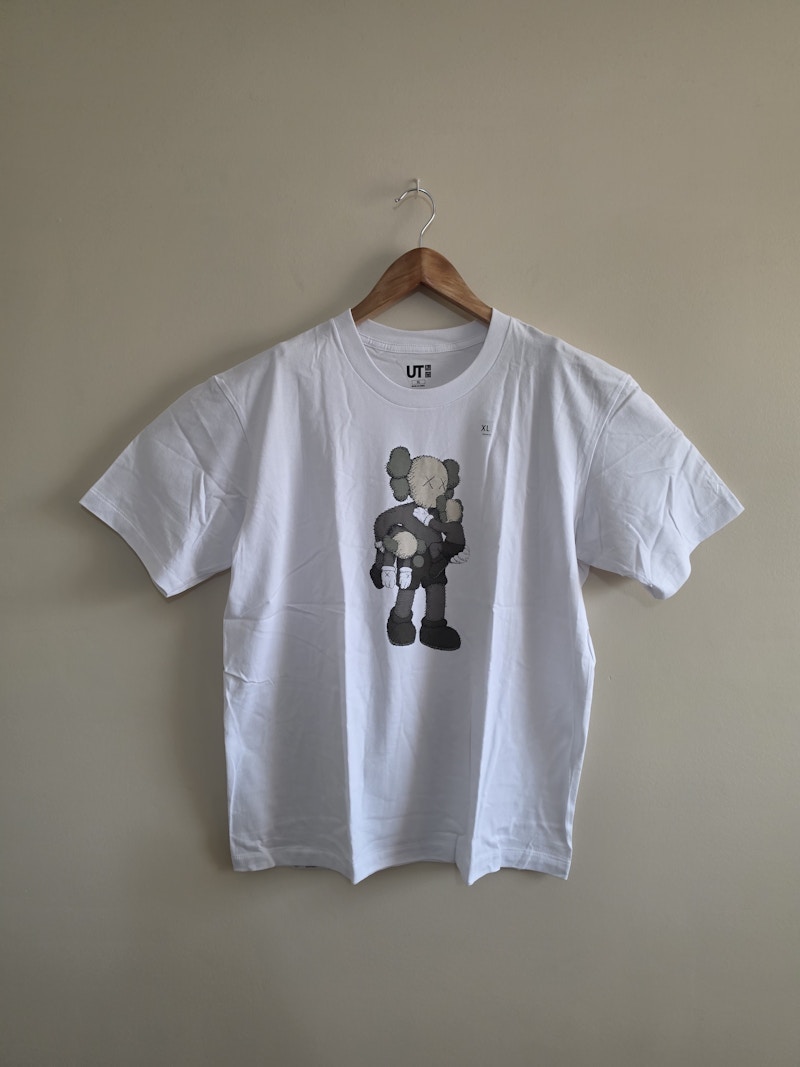 Uniqlo UT KAWS Graphic T-Shirt White