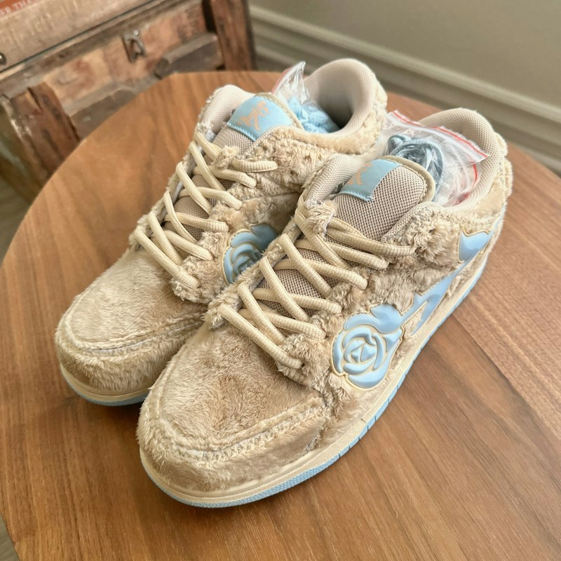 Kizo Kicks Rose Teddy Bear Tan Blue