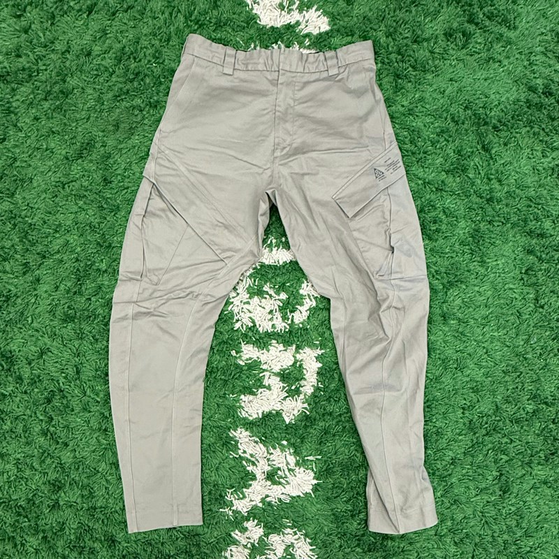 Nike ACG Cargo Pants Grey