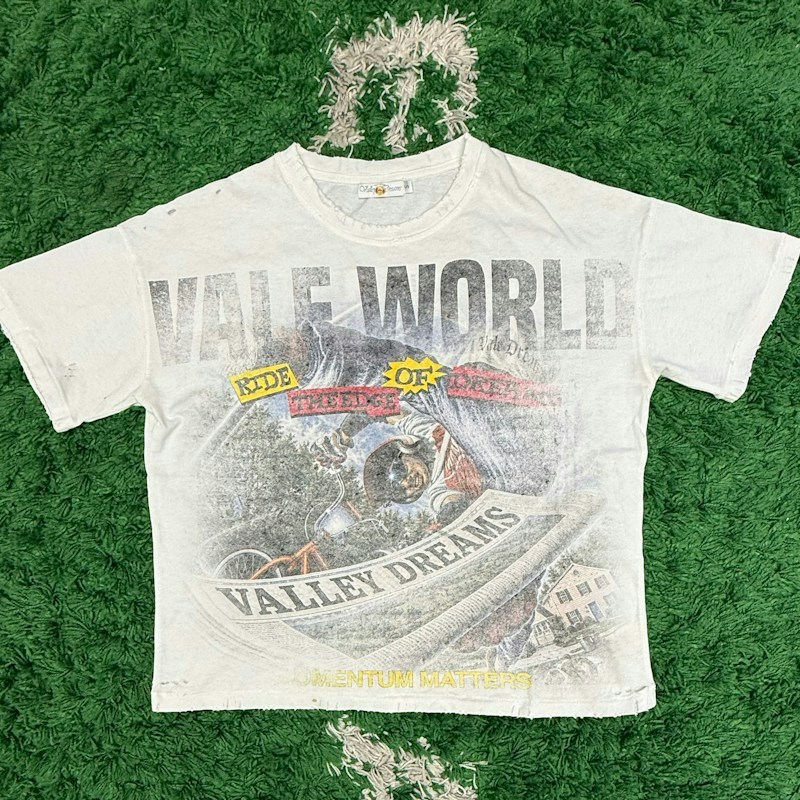 Vale Dreams Vale World Graphic T-Shirt White