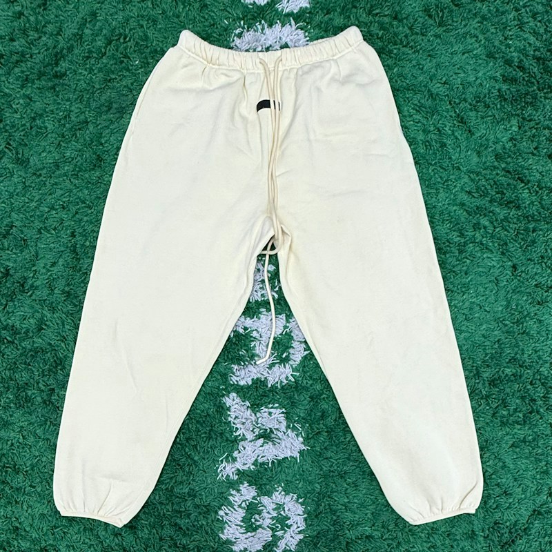 Fear of God Essentials Sweatpants Buttercream
