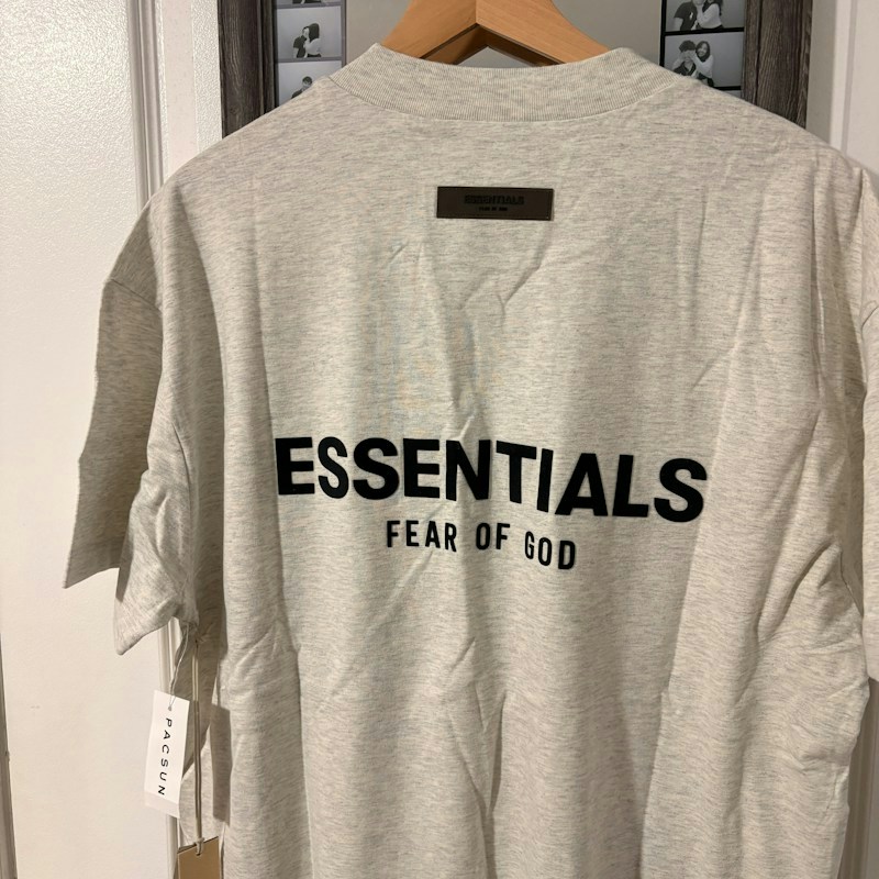 Fear of God Essentials T-Shirt Oat With Velvet Black Lettering