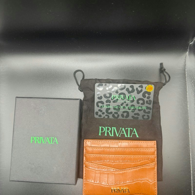 Privata Crocodile Embossed Leather Card Wallet Brown