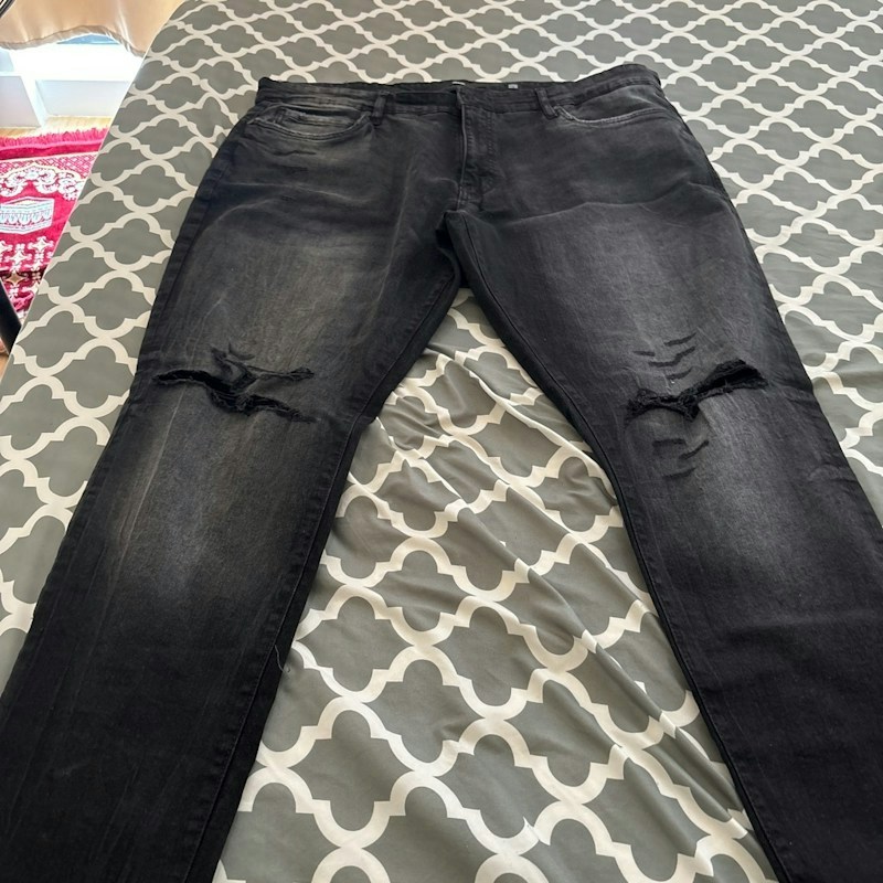 Black Distressed Denim Jeans