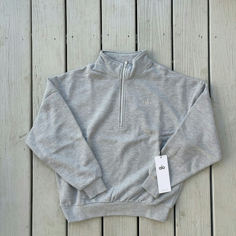 Alo Yoga Quarter Zip Pullover Grey