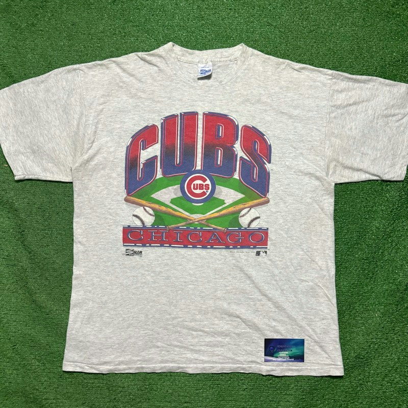 Vintage Salem Sportswear Chicago Cubs T-Shirt Gray