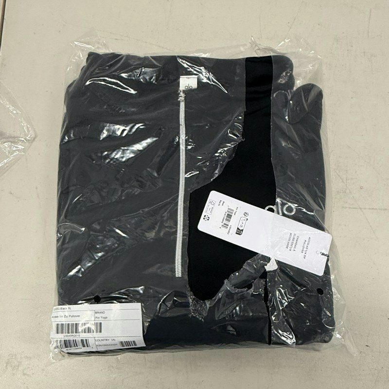 Alo Yoga Accolade 1/4 Zip Pullover Black