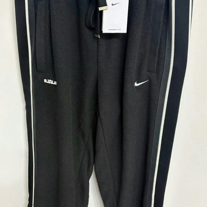 Nike LeBron Therma-FIT Fleece Pants Black