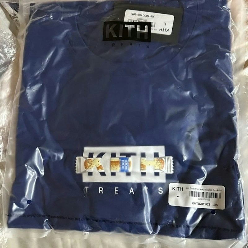 Kith Treats for Yoku Moku Classic Logo Tee Action