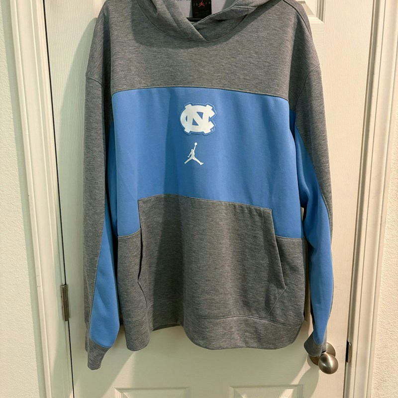 Jordan UNC Tar Heels Hoodie Heather Grey Blue