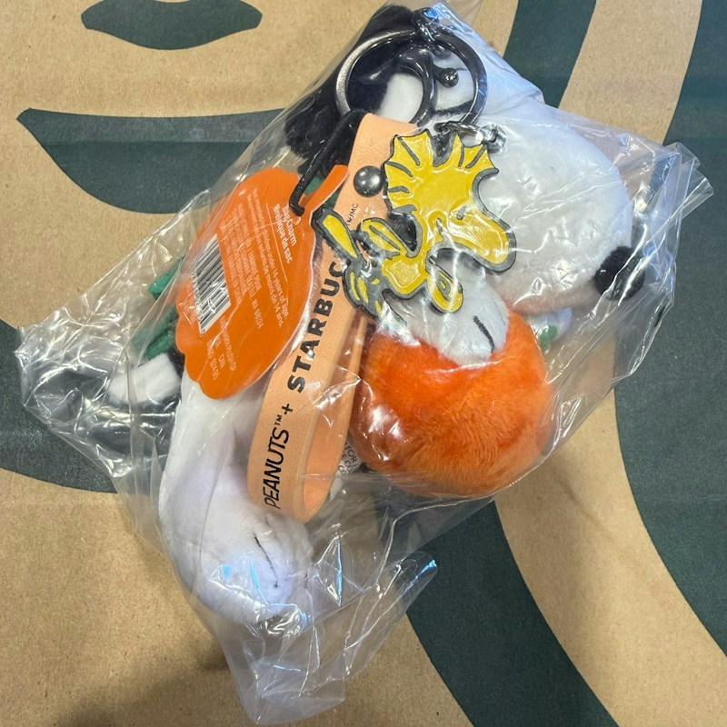 Starbucks Peanuts Snoopy Bag Charm