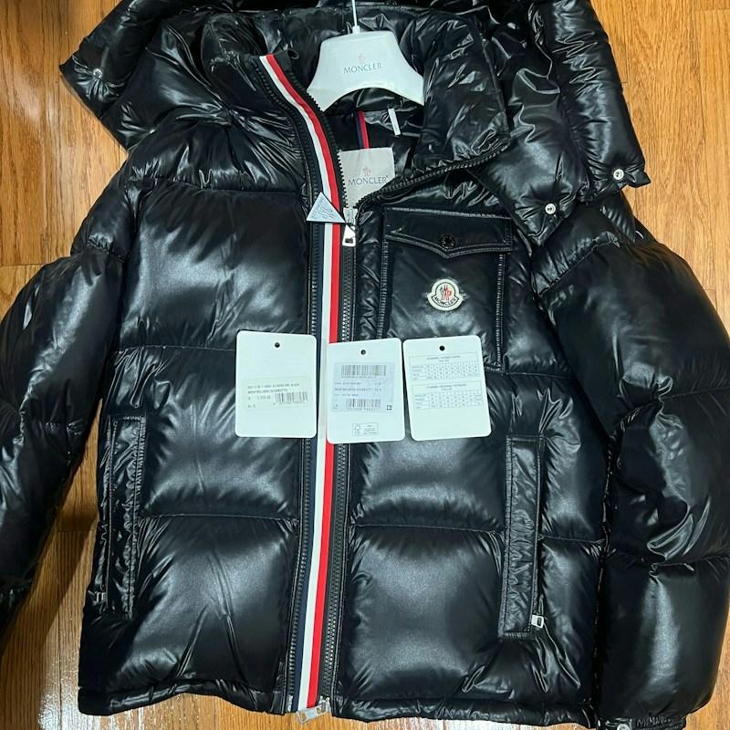 Moncler Montbeliard Giubbotto Black