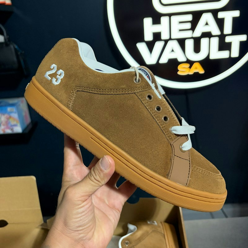 etnies Sal 23 Brown Gum