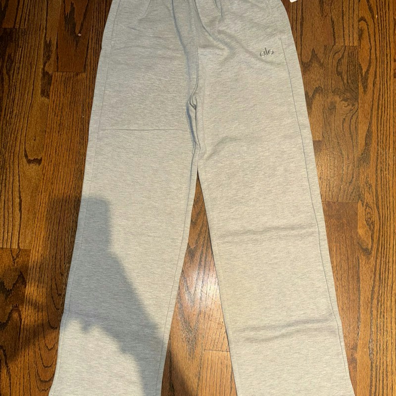 Alo Yoga Accolade Straight Leg Sweatpant Athletic Heather Grey