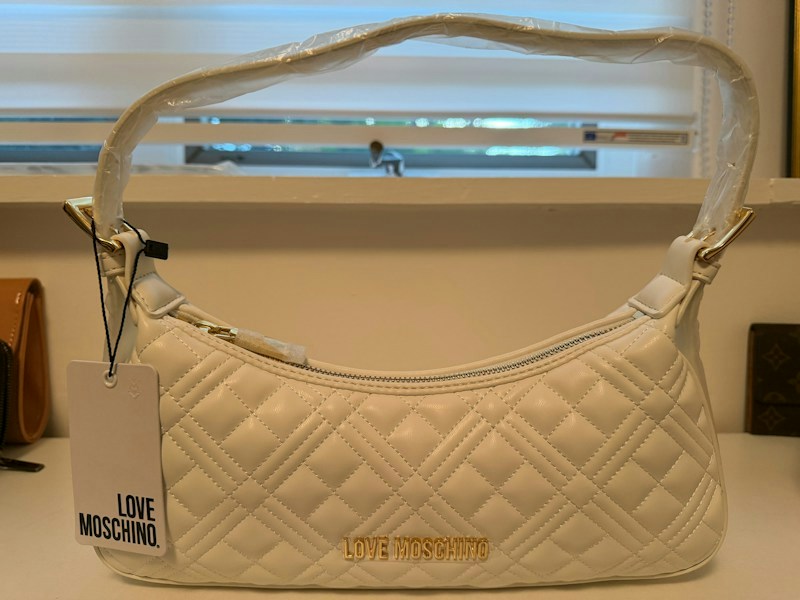 Love Moschino Quilted PU Shoulder Bag White
