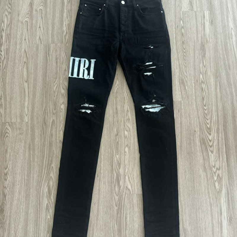 Amiri Distressed Denim Jeans Black