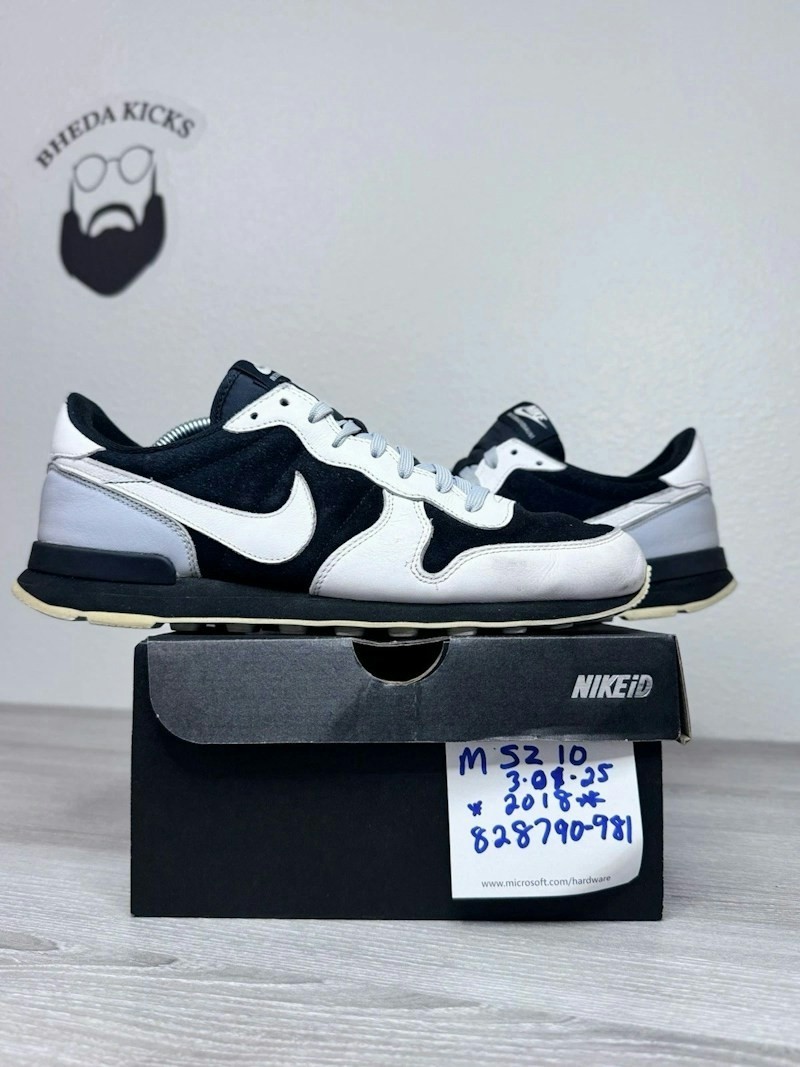 Nike Internationalist NIKEiD