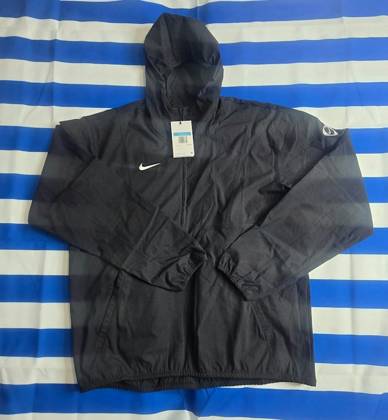 Nike Energy Men's Hooded Half-Zip Anorak Windbreaker