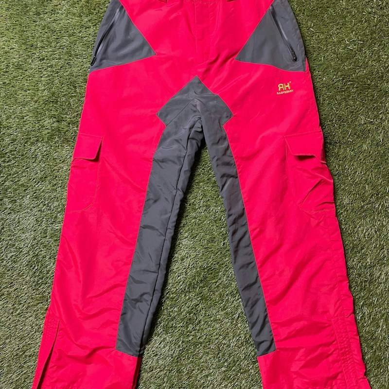 GV Gallery Raspberry RH Trail Pants Red