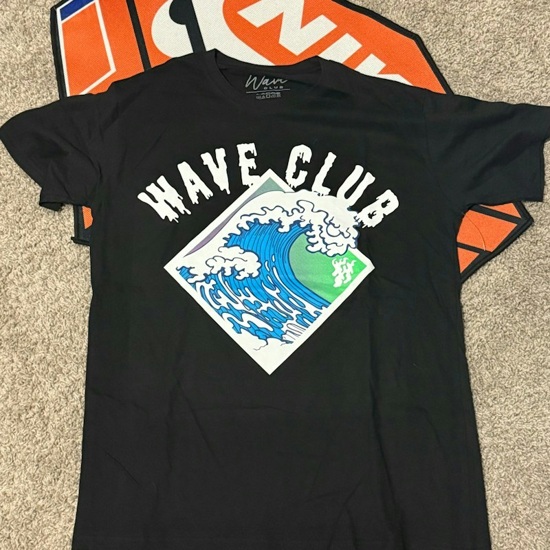 Wave Club Graphic T-Shirt Black