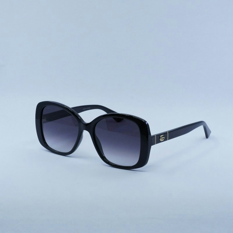 Gucci GG0762S 001 Butterfly Sunglasses Black / Grey