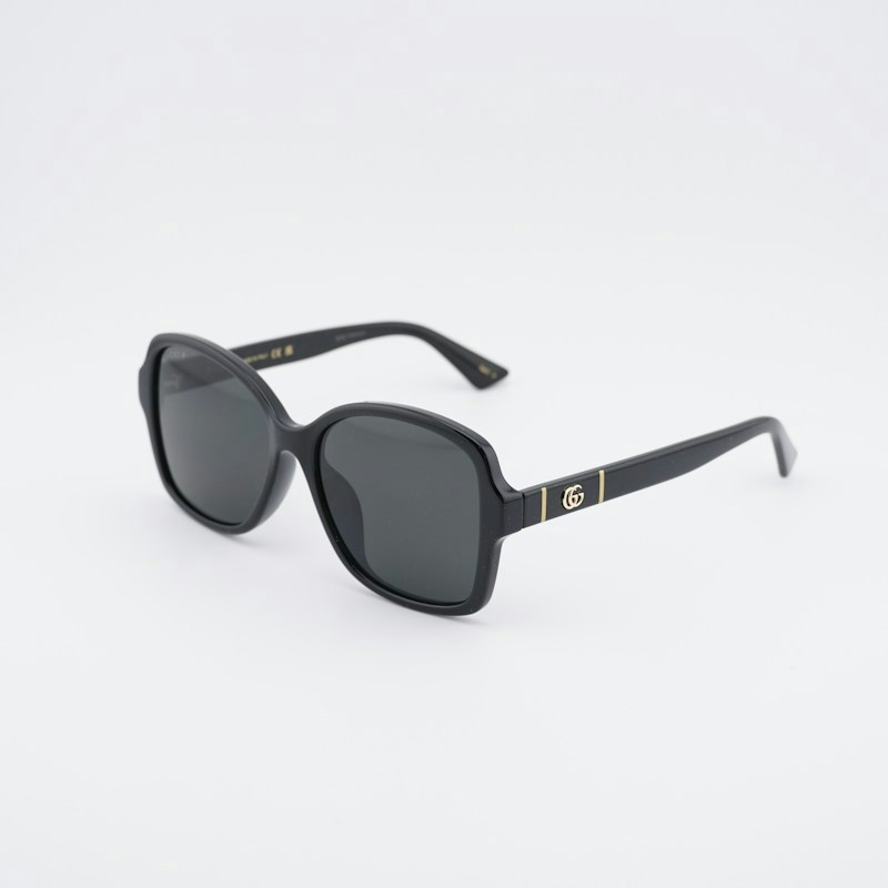 Gucci GG0765SA 005 Butterfly Sunglasses Black / Grey