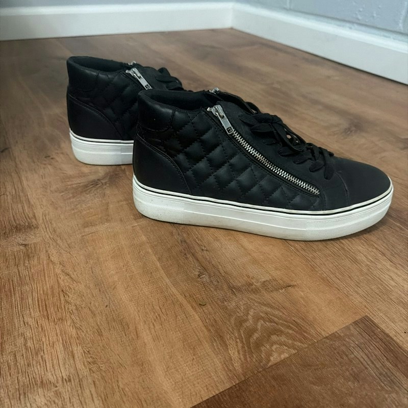 Steve Madden Quilted High-Top Sneaker Black