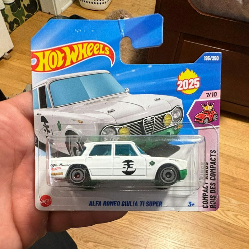 Hot Wheels Alfa Romeo Giulia TI Super
