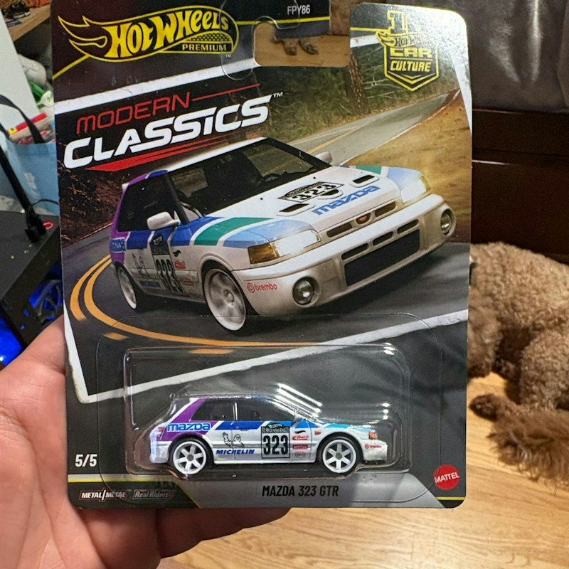 Hot Wheels Car Culture Modern Classics Mazda 323 GTR