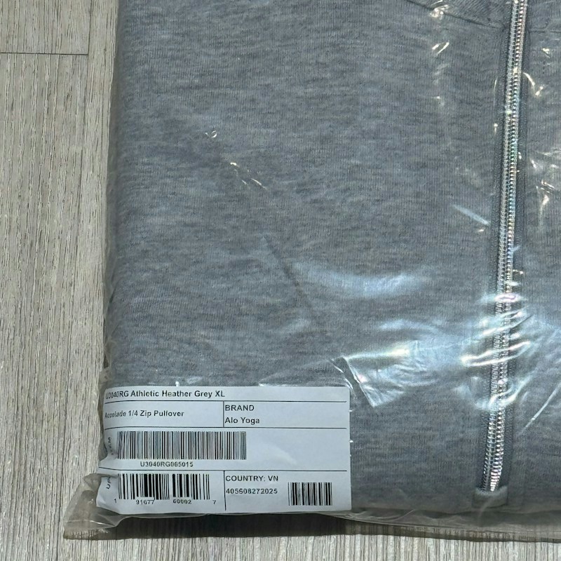 Alo Yoga Accolade 1/4 Zip Pullover Athletic Heather Gray