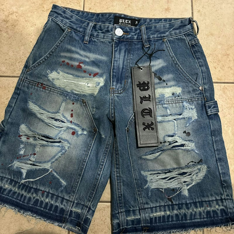 PLTX Jeansshorts im Used-Look Blau