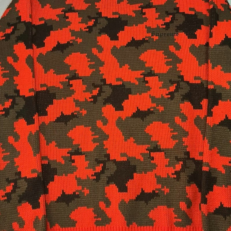 Pull à camouflage numérique Supreme FW16 orange