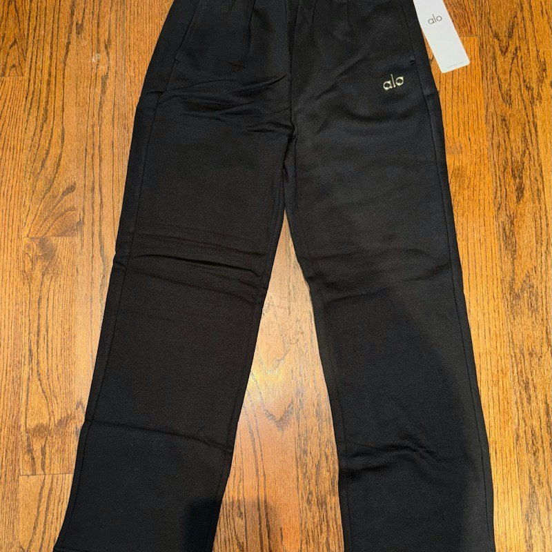 Alo Yoga Accolade Straight Leg Sweatpant Black