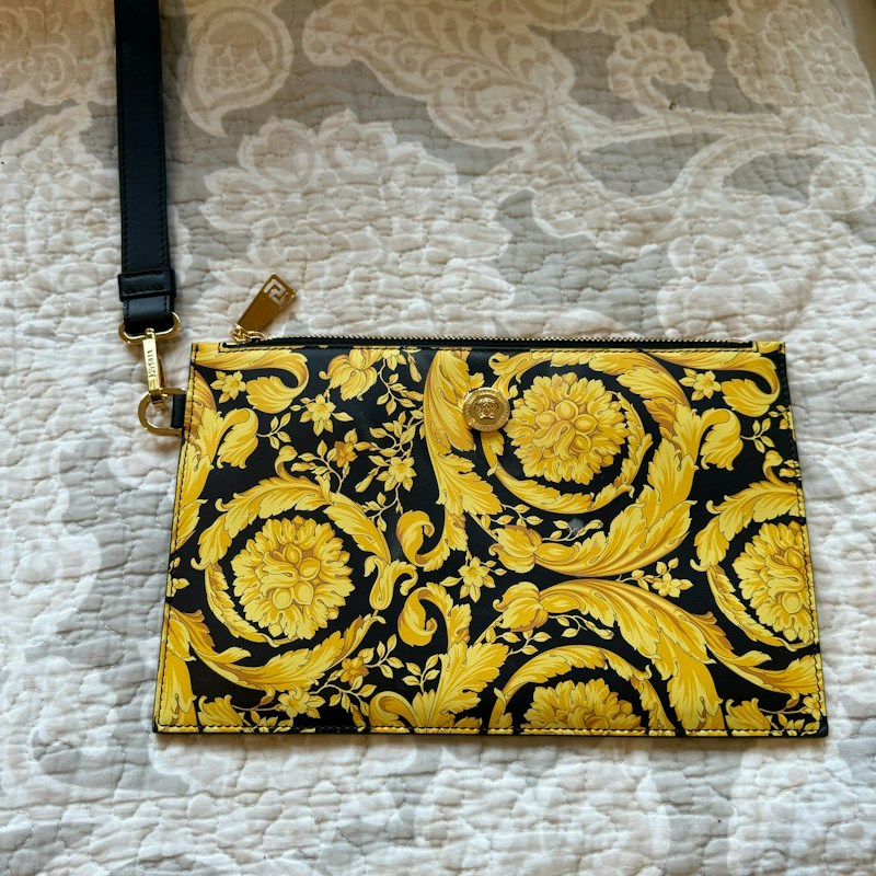 Versace Barocco Print Pouch Black Gold
