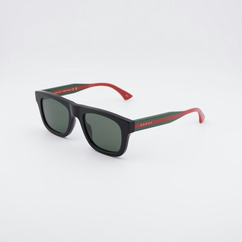 Gucci GG1991S 001 Square Sunglasses Shiny Black/Red/Grey