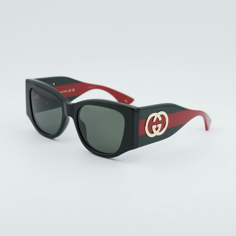 Gucci GG2115S 001 Cat Eye Sunglasses Black / Grey