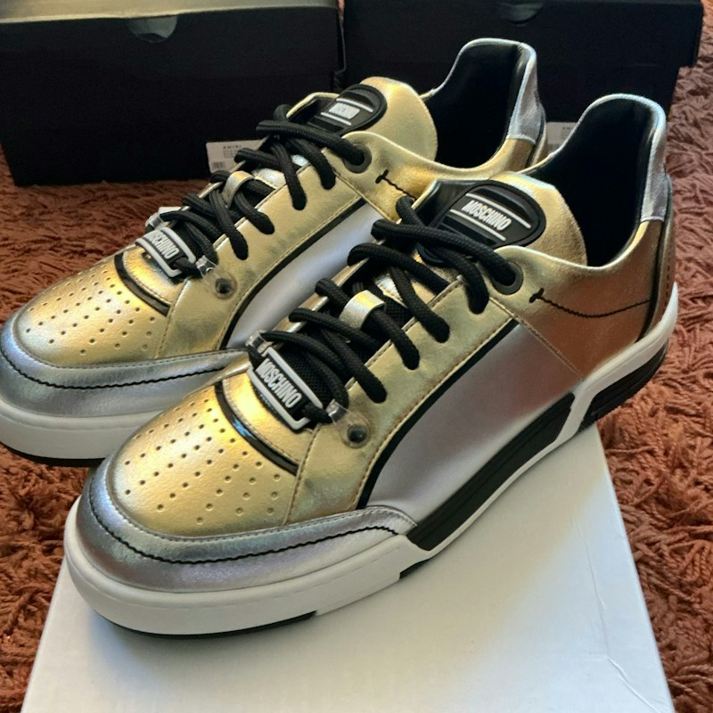 Moschino Metallic Colorblocked Low-Top Sneakers Gold Silver