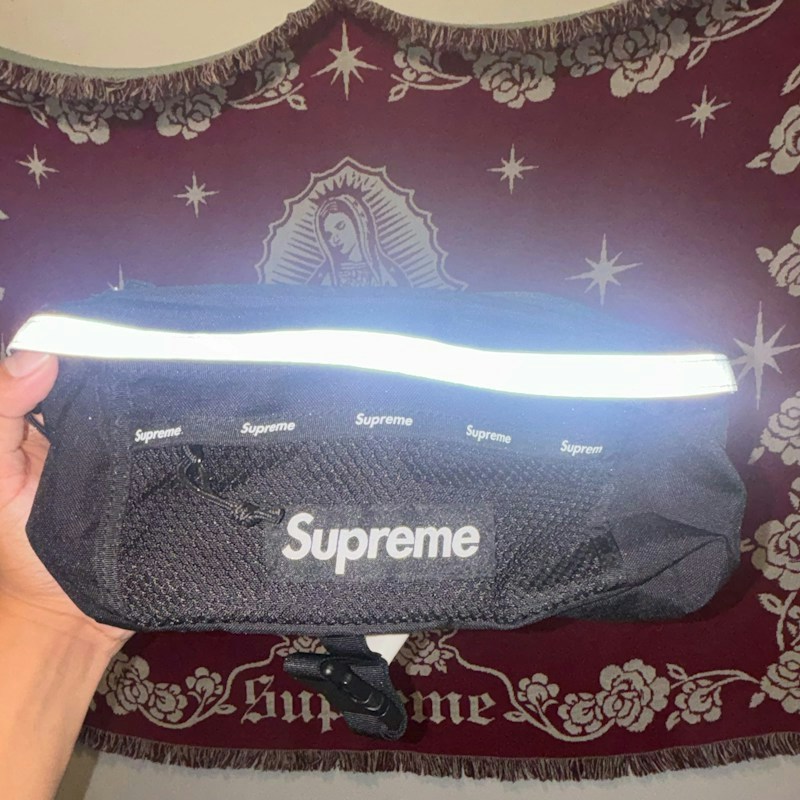 Sac de taille Supreme (FW24) Noir