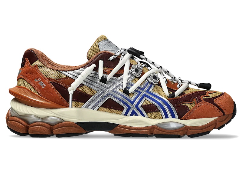 29cm TOGA × Asics Gel-Cumulus 16 The GEL-CUMULUS 16 TG X @togaarchives gets a special twist