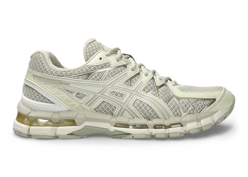 Asics GEL-Kayano 20 Sneaker in Fossil/Cream - 1203A388-021