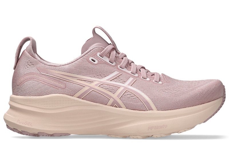 ASICS GelKayano 32 (Women's) Sneakers in Morganite/Pearl Pink