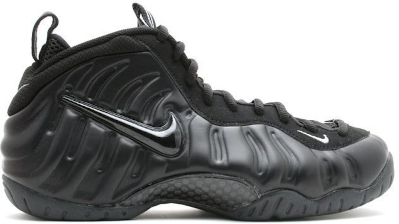 foamposites black and grey