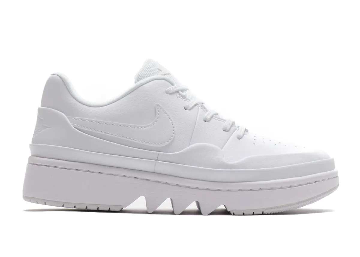 Nike jester clearance white womens