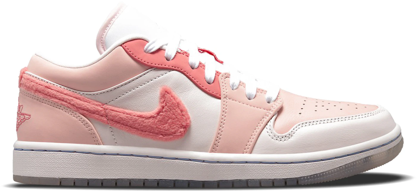 Nike Jordan Pink Air Jordan 1 Low Sneakers