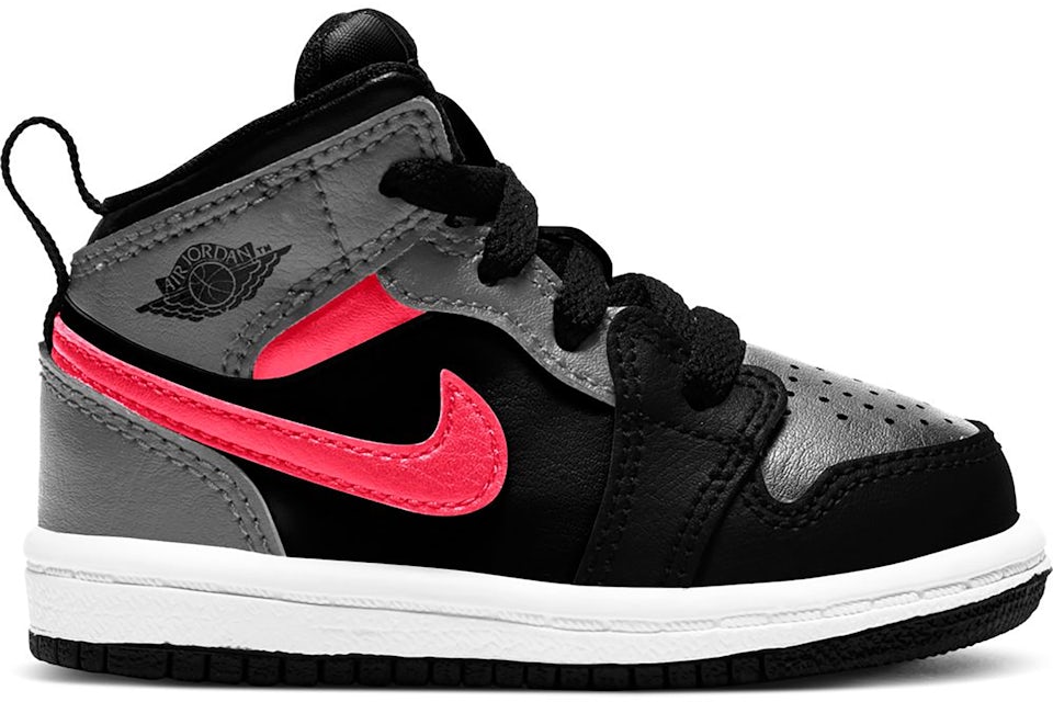 Air jordan 1 black 2025 pink stockx