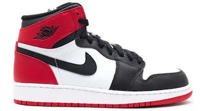 Jordan 1 Retro Black Toe (2013) - 555088-184
