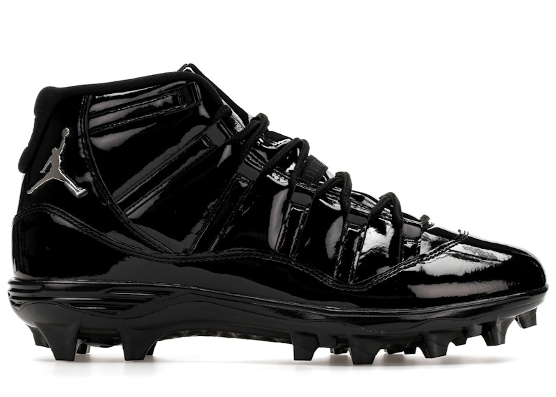 Jordan 11 Mid TD Cleat