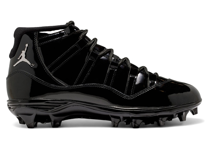 Jordan 11 Mid TD Cleat Patent Black