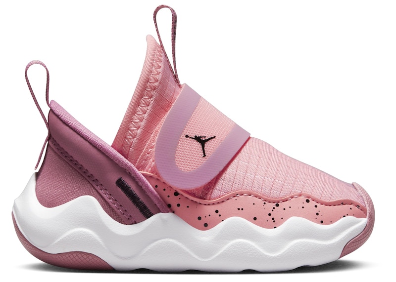 Pre-owned Jordan 23/7 Black Sneakers In Coral Chalk/desert Berry/white